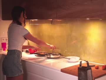 girl
        _mariarty_ cam image #2131838