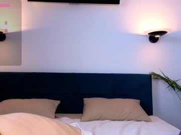 girl Milf & Teen Sex Cam Girls with lil_babe_