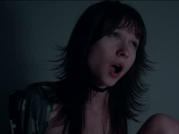 girl
        chaturbatable cam image #3483370