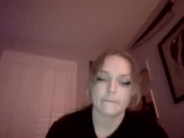 girl Milf & Teen Sex Cam Girls with kirbypussy