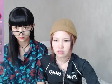 girl
        little_yena cam image #3443145