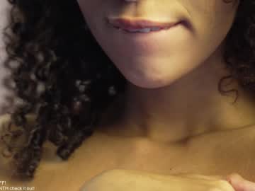 girl
        amnie_ cam image #1038909