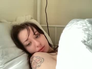 girl Milf & Teen Sex Cam Girls with twinklingsiren