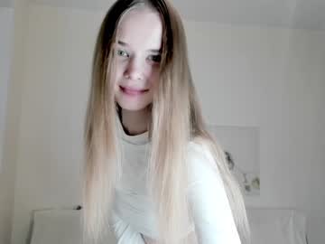 girl
        infinite_reality cam image #3300906
