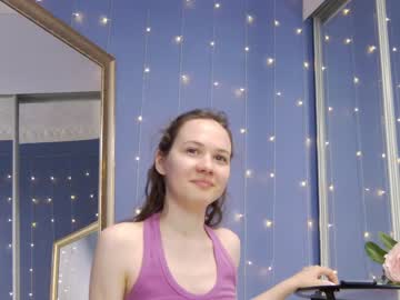 girl
        kriskras__ cam image #1863287