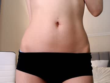 girl
        amiliyan cam image #2365420