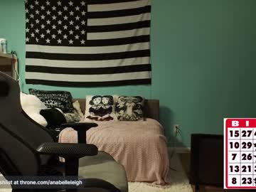 girl
        anabelleleigh cam image #2999667