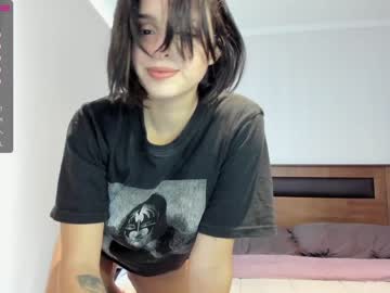 girl
        yourfreakygirl cam image #1464068