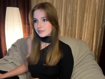 girl
        cute_siberian_girl cam image #2943786