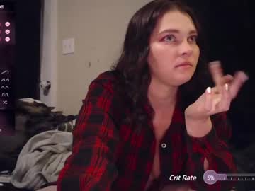 girl
        rowanswolves cam image #3118573