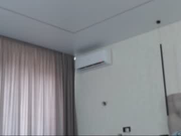 girl
        diffgirls cam image #1776350