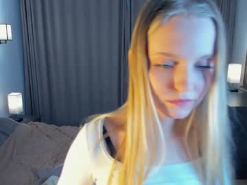 girl
        may_wow cam image #3098531