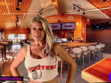 couple
        wildwifebarbie cam image #1602509