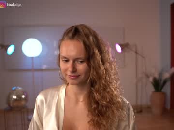 girl
        chillwithkira cam image #1716373
