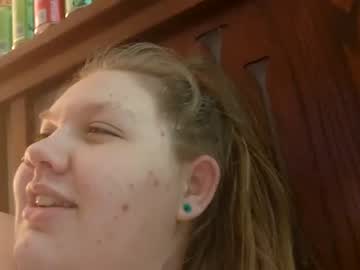 couple
        thehippie97 cam image #2091918