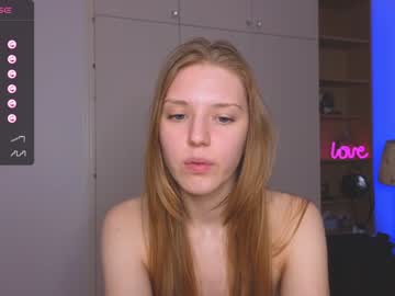 girl
        hichatur cam image #2810796
