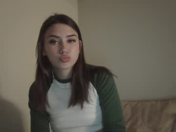 couple
        miasantiago cam image #3053178