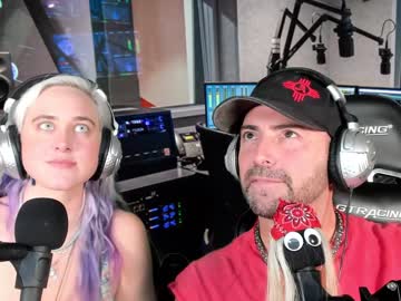 couple
        whaaaaaaaat cam image #222229