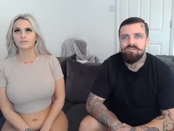 couple
        britishbeautys cam image #354372