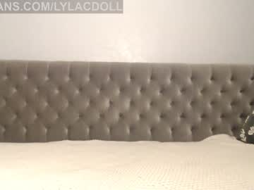 girl
        lylacdoll cam image #244152