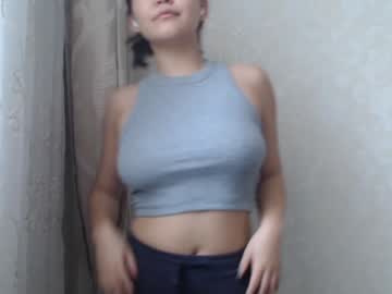 girl
        hirotease cam image #3298540