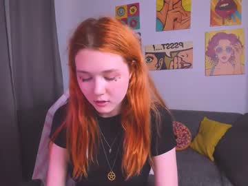 girl
        edelweiss_xx cam image #2367036