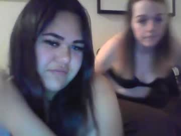 couple Milf & Teen Sex Cam Girls with doubleetroublexoxo