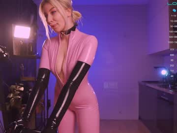 girl
        bronnica cam image #1550221