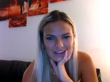 girl
        lacyxtate cam image #198855