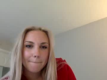 girl
        drea301 cam image #1392140