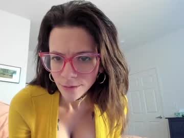 girl
        naomi_reah cam image #2957315