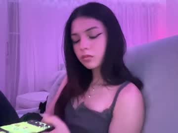 girl
        samantha1282 cam image #1727276