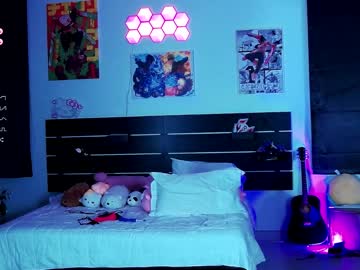 girl
        madnessalise cam image #2389950