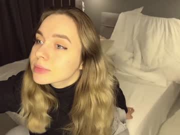 girl
        tatti_1 cam image #371926