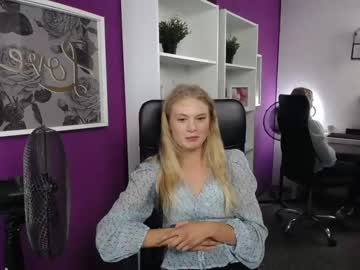 girl Milf & Teen Sex Cam Girls with _ashleyangel