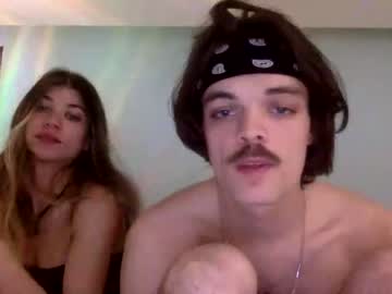 couple
        bluntsandblowjobs cam image #3420410