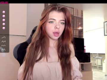 girl
        jane______ cam image #355114
