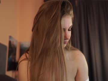 girl
        ammysky_ cam image #2832457