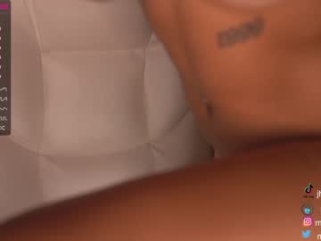 girl
        mykinkybunny cam image #1745841