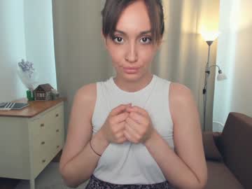 girl
        sun_mylove cam image #1575661