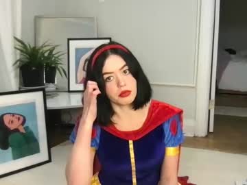girl
        littlesugarpea cam image #3038290