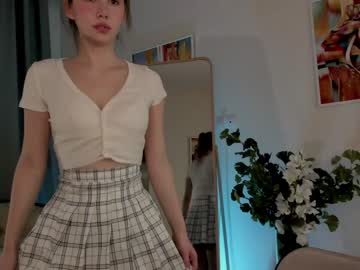 girl
        yohji_yamamotoo cam image #642161