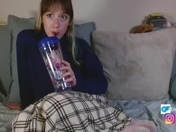 girl
        bigeyesxo cam image #3132718
