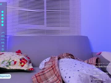 girl
        sweet_littleee cam image #3024564
