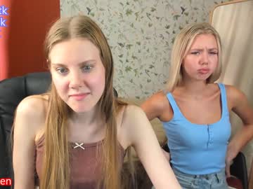 couple
        cassie_palmer cam image #2236893