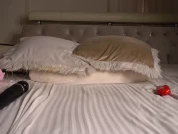 girl
        princessasiana cam image #395622