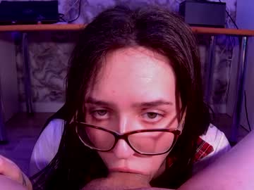 couple
        sweetpussy1311 cam image #3008804