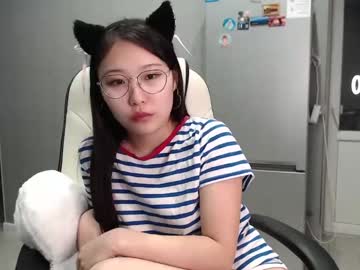 girl Milf & Teen Sex Cam Girls with adawong13