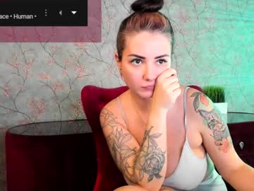 girl
        elliy_coy cam image #1275409