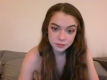 girl
        rosegold18 cam image #193261